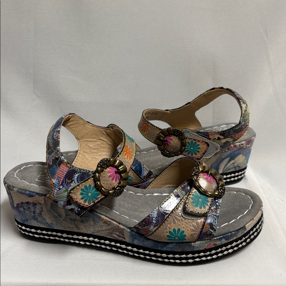 L'artiste Spring Step Flavour Leather Wedge Sandal Gray Floral Size 39/8.5 - Picture 2 of 7